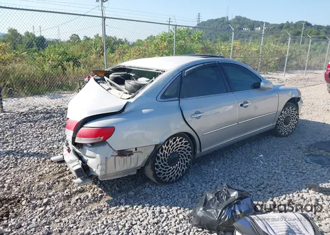 2006 Hyundai Azera Limited/Se z USA, uszkodzony, nr VIN KMHFC46FX6A105485
